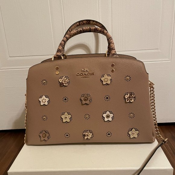 Coach Handbags - Coach Lillie Carryall With Daisy Applique